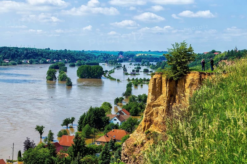 Flood in carp tavern near Meissen