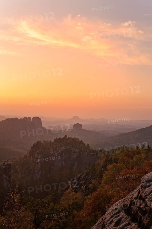 View from the Carola rock into the Schrammstein area in the back of Saxon Switzerland