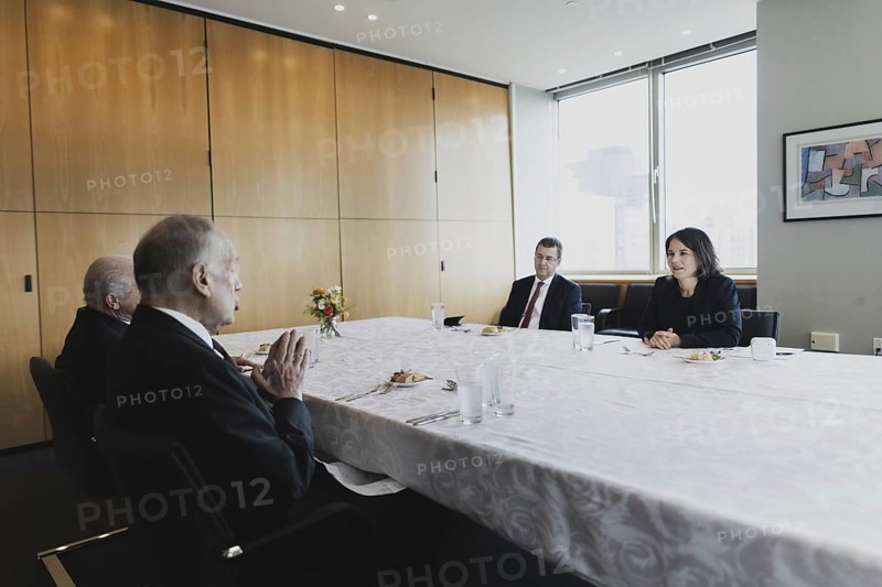 (R-L) Annalena Bärbock (Bündnis 90 Die Grünen), Federal Minister for Foreign Affairs, meets Ronald S. Lauder, President of the World Jewish Congress, for talks in New York City, 17.07.2023. Annalena Bärbock travels to New York to attend the ceremony marking the 25th anniversary of the Rome Statute of the International Court of Justice., New York City, United States, North America