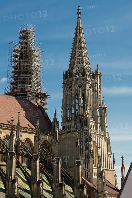 Ulm Cathedral, south tower, southern choir tower, scaffolding on northern choir tower at the back left, building site, renovation, repair, maintenance, Cathedral of Our Lady in Ulm, Gothic architectural style, sacred building, Protestant church, Ulm, Baden-Württemberg, Germany, Europe