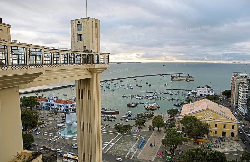 Elevador Lacerda, high-speed lift, historic old town, Salvador, state of Bahia, Brazil, South America