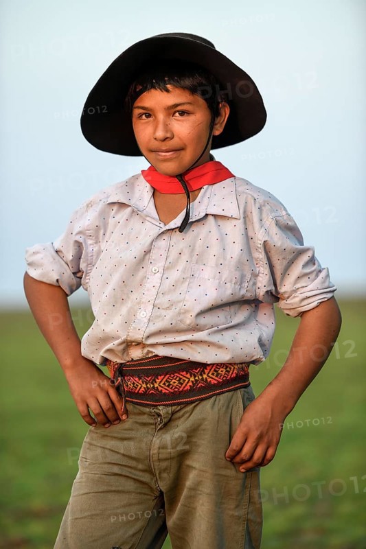 Young gaucho at Puesto Mingo, portrait, Esteros del Iberá, at Concepción del Yaguareté Corá, Corrientes Province, Argentina, South America