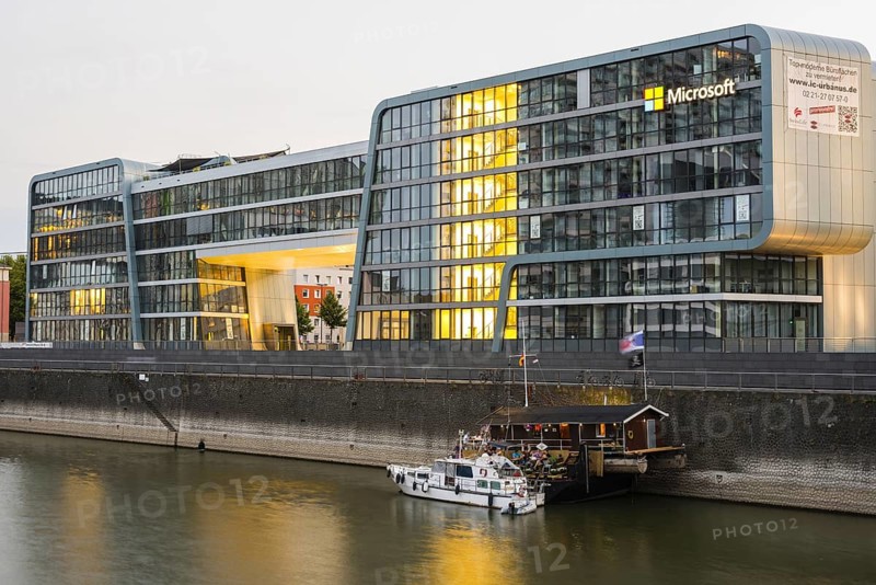 Microsoft building, RheinauArtOffice, Rheinauhafen, Cologne, North Rhine-Westphalia, Germany, Europe