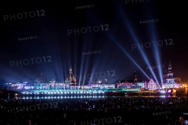 Light and Fire Shohw for the Day of German Unity in Dresden