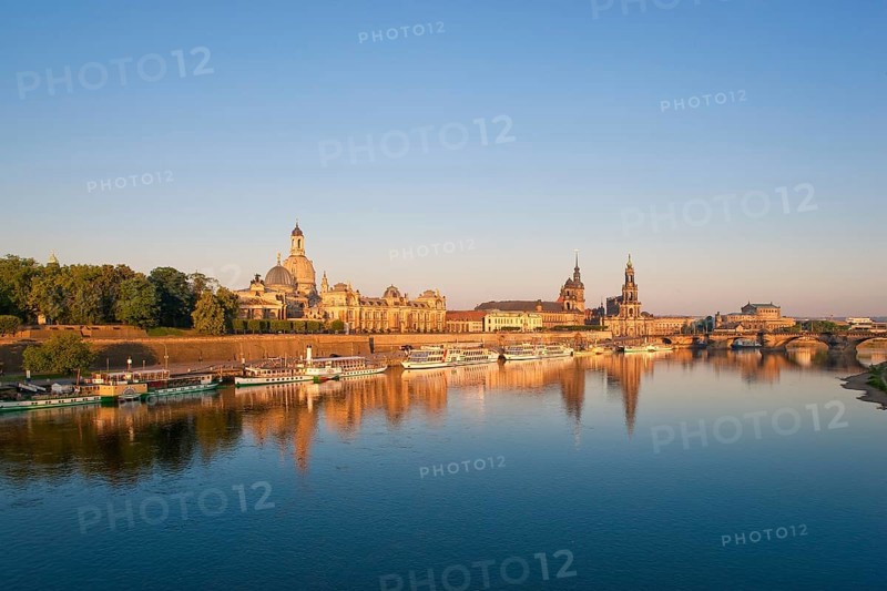 DEU Saxony Dresden Dresden Silhouette