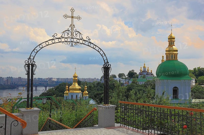 View of part of the Kiev Cave Monastery and the Dnieper River, Holy Mary Ascension Monastery, Pecherskaya Lavra, Kiev, Ukraine, Europe