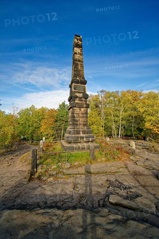 Obelisk from 1889 to commemorate the 800th anniversary of the House of Wettin, Saxon Switzerland, Elbe Sandstone Mountains, Saxony, Germany, Europe
