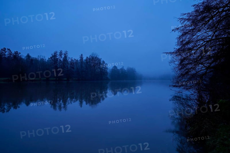 River Main at dawn, Urphar, Wertheim, Main, Main-Tauber-Kreis, Baden-Württemberg, Germany, Europe