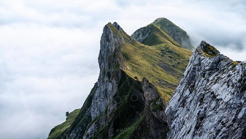 Mountain ridge in the Alpstein, high fog in the valley, Säntis, Appenzell Ausserrhoden, Appenzell Alps, Switzerland, Europe