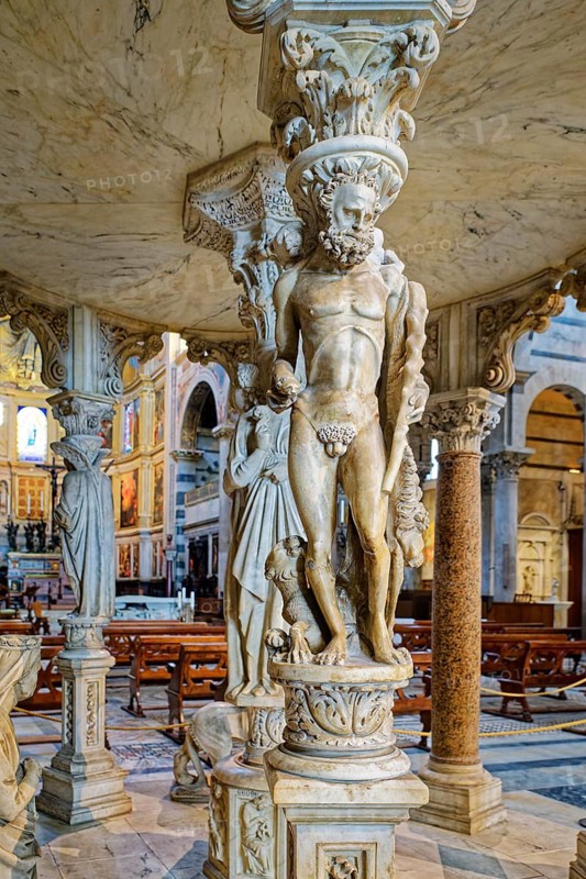 Hercules, detail marble pulpit, sculptor Giovanni Pisano, 1302-11, Cathedral, Cattedrale Metropolitana Primaziale di Santa Maria Assunta, Miracles Square, Piazza dei Miracoli also Campo dei Miracoli, Piazza del Duomo, Pisa, Tuscany, Italy, UNESCO World Heritage Site, Europe