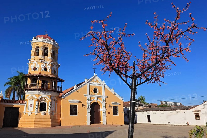 Republic of Colombia, Colombia, Departament Bolivar, City of Mompos, Santa Cruz de Mompox, Church of Santa Barbara, built 1613, Colombia, South America