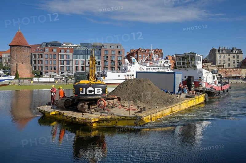 Dredger ship on the Motlawa, Gdansk, Pomeranian Voivodeship, Poland, Europe