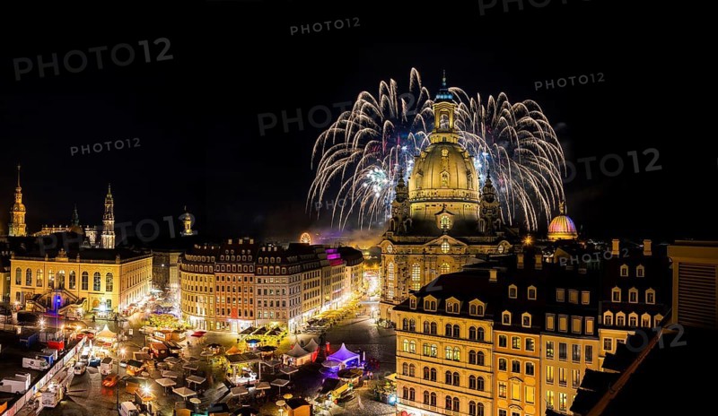Fireworks behind the Church of Our Lady at the Dresden City Festival