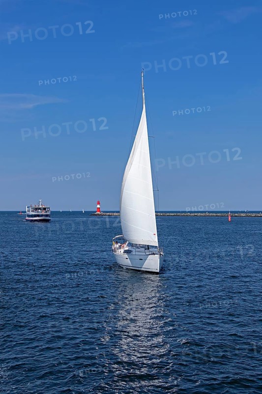 Sailing boat, excursion boat, pier light, Unterwarnow, Hanse Sail, Warnemünde, Rostock, Mecklenburg-Western Pomerania, Germany, Europe