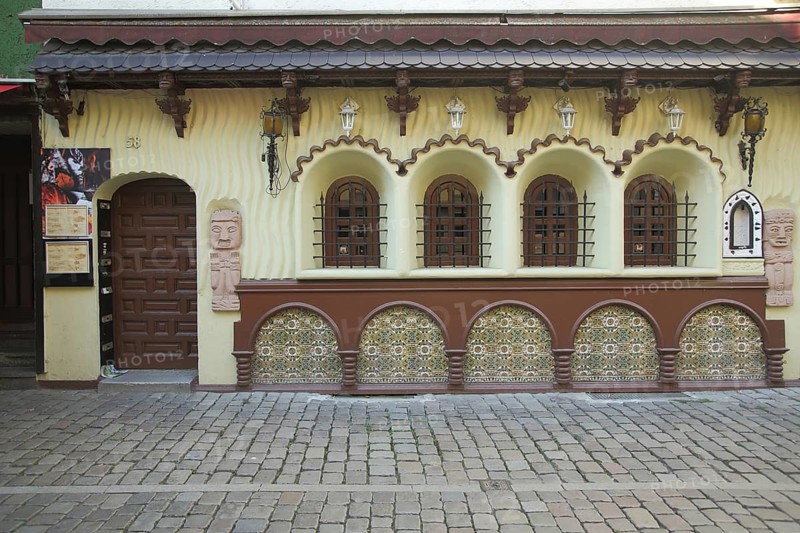 Local at Große Rittergasse, Alt-Sachsenhausen, Sachsenhausen, Main, Frankfurt, Hesse, Germany, Europe