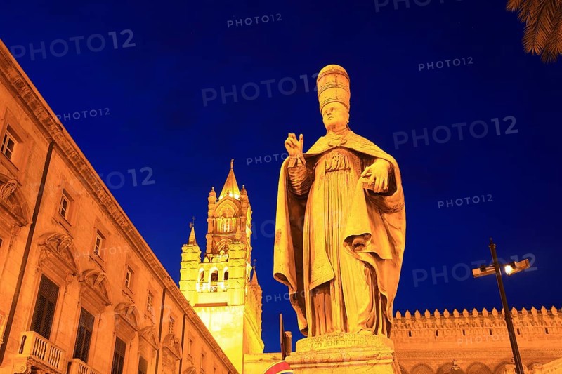 In the old town of Palermo, statue of a saint in front of the west tower of the Cathedral Maria Santissima Assunta, Unesco World Heritage Site, Sicily, Italy, Europe