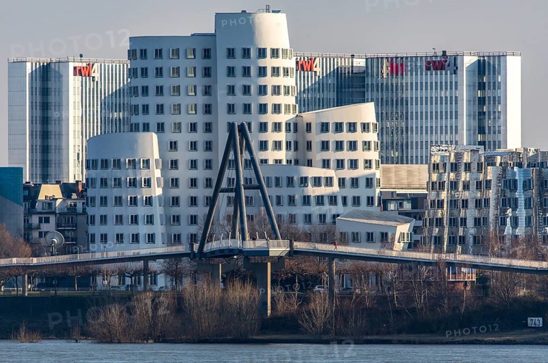 Düsseldorf, the Gehry buildings, Neuer Zollhof, in the media harbour, behind the RWI4 building complex, Rhine
