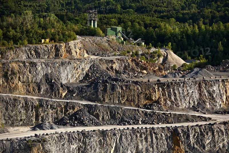 Limestone quarry, Hönnetal, Balve, Sauerland, North Rhine-Westphalia, Germany, Europe