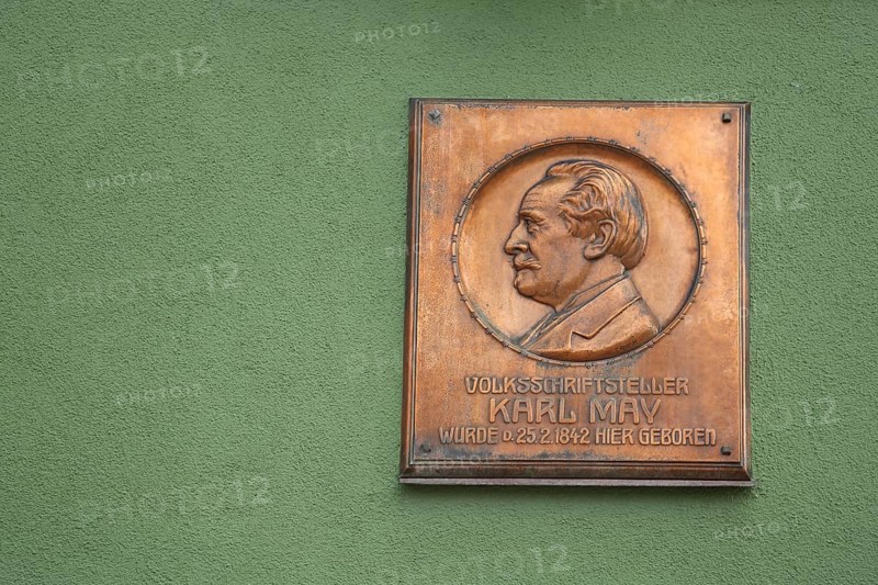 Commemorative plate to author Karl May, copper engraving, copper, medallion, inscription, birthplace, Karl May House, Hohenstein-Ernstthal, Saxony, Germany, Europe