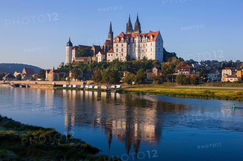 Meissen Castle Hill with Bishop's Palace, Albrechtsburg Castle and Cathedral on the Elbe in the morning light
