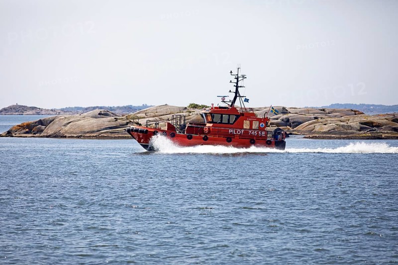 Red boat of the Swedish Maritime Administration in the harbour of Gothenburg, Västra Götalands län, Sweden, Europe