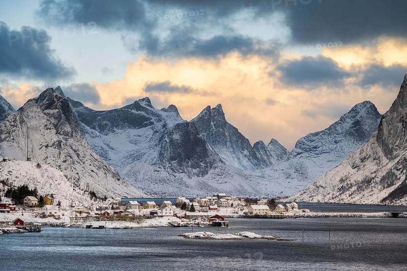Fishing village Reine, Reinefjord, Moskenesøya, Lofoten, Norway, Europe