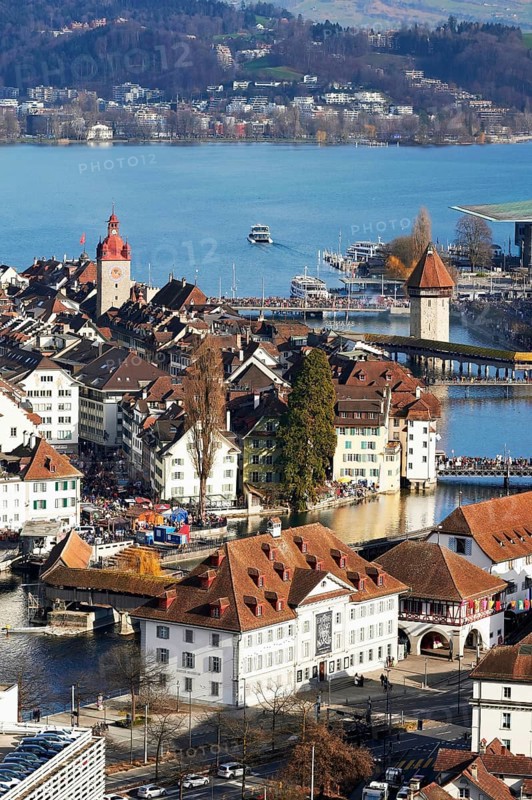 City view with Spreuer Bridge, Chapel Bridge, Water Tower on the Reuss, Old Town, Lucerne, Canton Lucerne, Switzerland, Europe