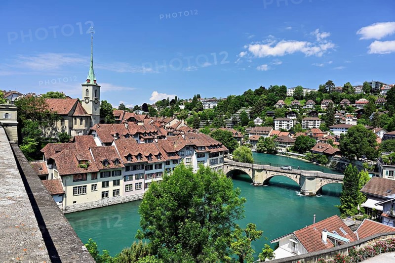 View of the old town of Bern, Nydegg church, Untertorbrücke bridge on the River Aare, Nydegg district, Bern, Canton of Bern, Switzerland, Europe