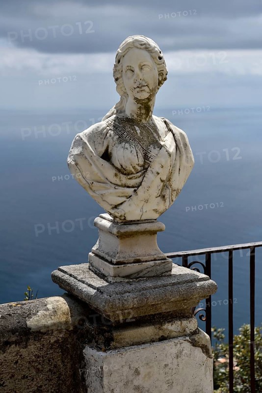 Marble bust at Terrazza dell'Infinito of Villa Cimbrone, Ravello, Amalfi Coast, Costiera Amalfitana, Province of Salerno, Campania, Italy, Europe