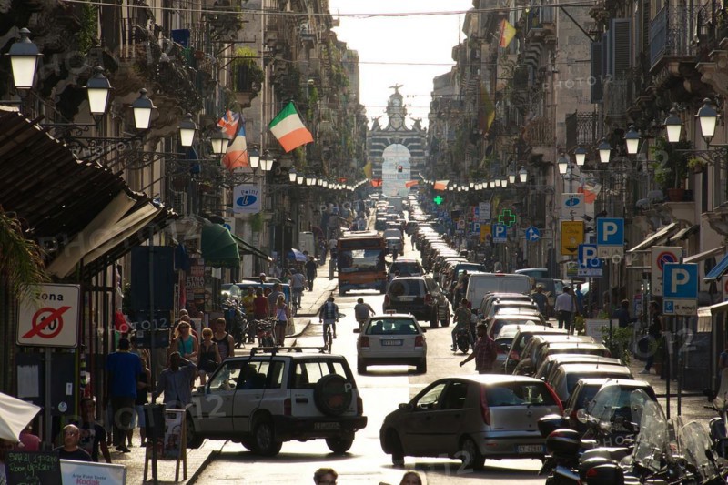 Backlight, Cars, Shopping Street, Catania, Old Town, Baroque Old Town, East Coast, Sicily, Italy, Europe