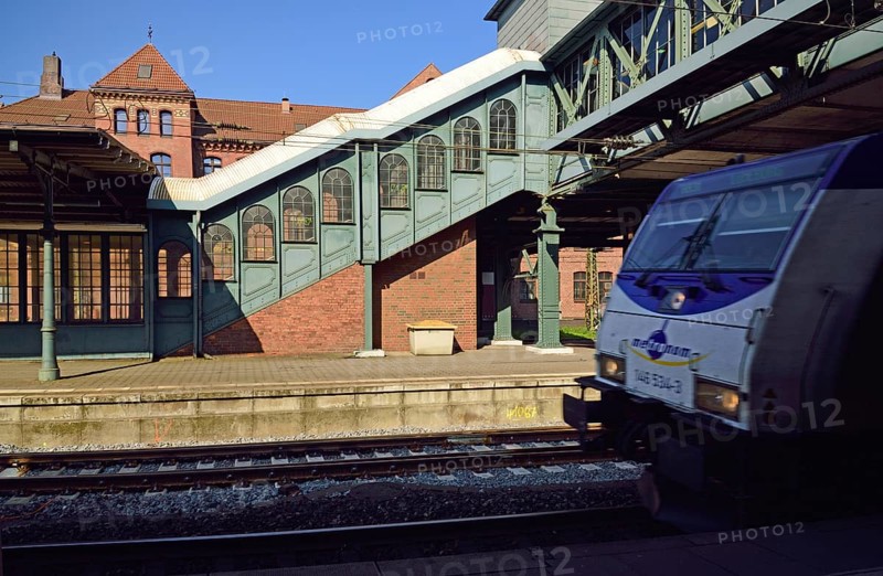 Europe, Germany, Hamburg, Harburg, railway station, platform, old staircase, Hamburg, Hamburg, Federal Republic of Germany, Europe