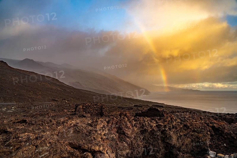 Rainbow on the Punta de la Orchilla peninsula, El Hierro, Neric Islands, Spain, Europe