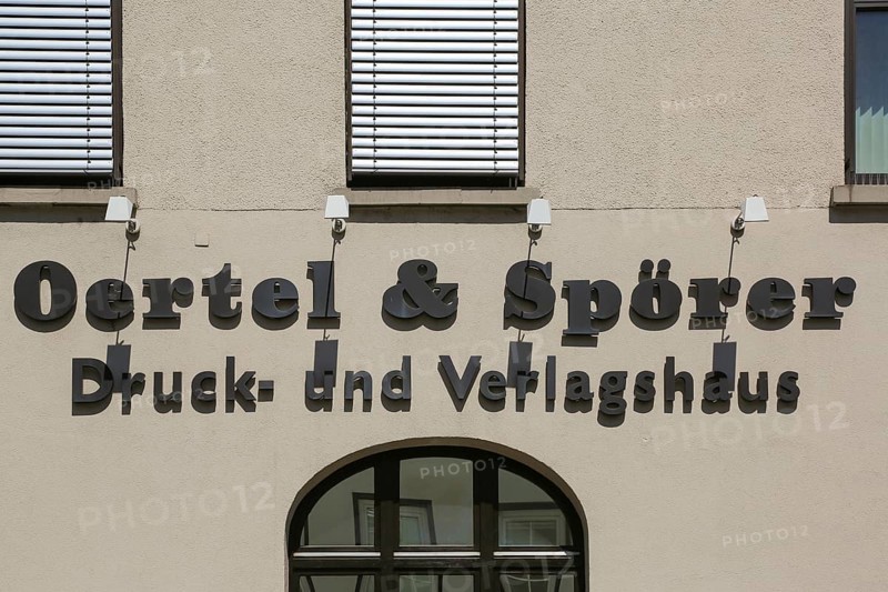 House facade with inscription, Oertel und Spörer, printing and publishing house, press house, traditional publishing house, typeface, Reutlingen, Baden-Württemberg, Germany, Europe