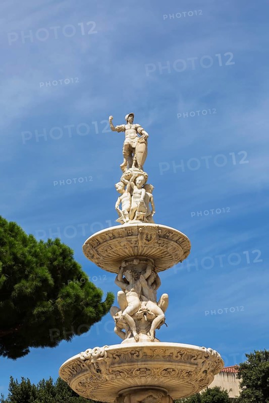Orion Fountain built in 1553 by Giovanni Angelo Montorsoli at Piazza Del Duomo in late summer, Messina, Sicily, Italy, Europe