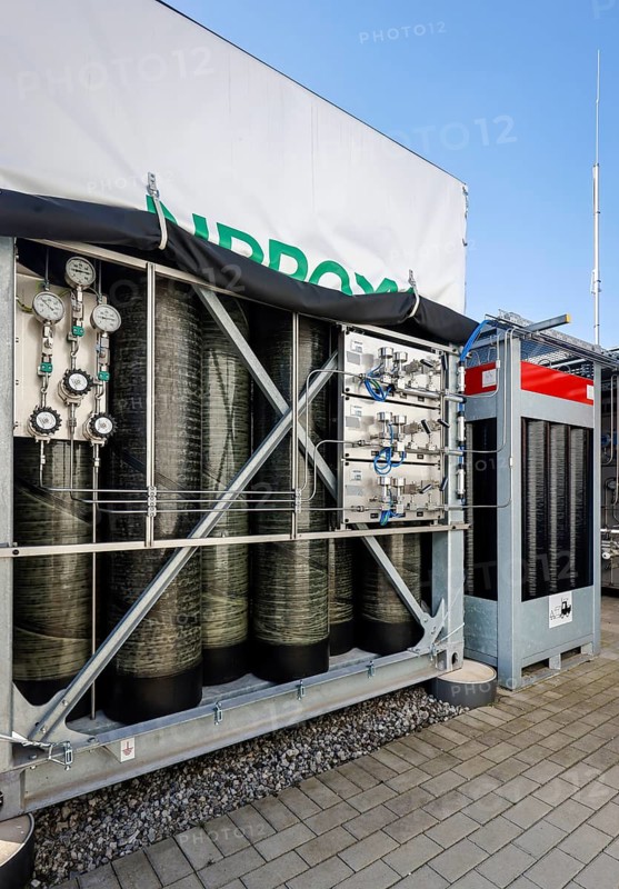 Duisburg, North Rhine-Westphalia, Germany - Hydrogen refuelling test facility, ZBT Centre for Fuel Cell Technology Duisburg, one of Europe's leading research institutes for fuel cells, hydrogen technologies and energy storage systems