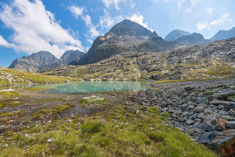 Mountain lake in front of Schobergruppe, Gardental, Hohe Tauern National Park, Kruckelkopf, Schobergruppe, Putschall, Spittal an der Drau, Carinthia