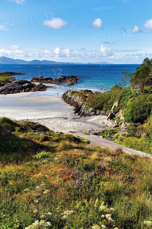 Rocky coast, bay, White Strand, Castlecove, panoramic road Ring of Kerry, Atlantic coast, Iveragh peninsula, Ireland, Europe