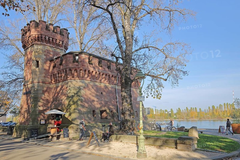 Fortification Caponniere built in 1887 on the banks of the Rhine, Caponniere, tower, city fortification, Feldbergplatz, Neustadt, Mainz, Rhine-Hesse region, Rhineland-Palatinate, Germany, Europe