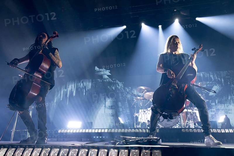 Perttu Kivilaakso and Eicca Toppinen from Apocalyptica live on Plays Metallica Vol.2 Tour 2024 at the Columbiahalle in Berlin on 13 October 2024