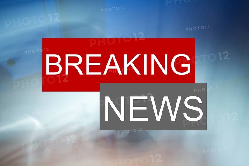 Symbolic image: The words Breaking News on an abstract background