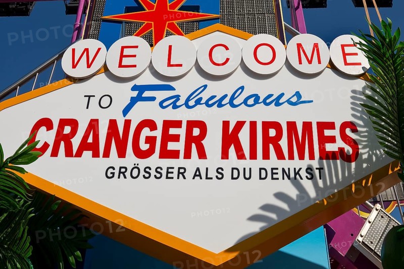 Sign Welcome to fabulous Cranger Kirmes, Bigger than you think, Hangover, Cranger Kirmes, Herne, Ruhr area, North Rhine-Westphalia, Germany, Europe