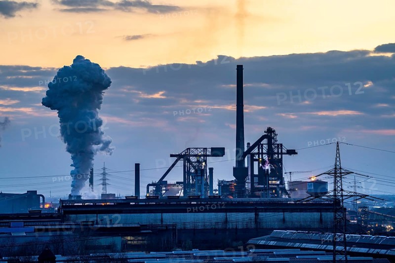 Hüttenwerke Krupp-Mannesmann, HKM in Duisburg-Hüttenheim, coking plant and 2 blast furnaces, North Rhine-Westphalia, Germany, Europe