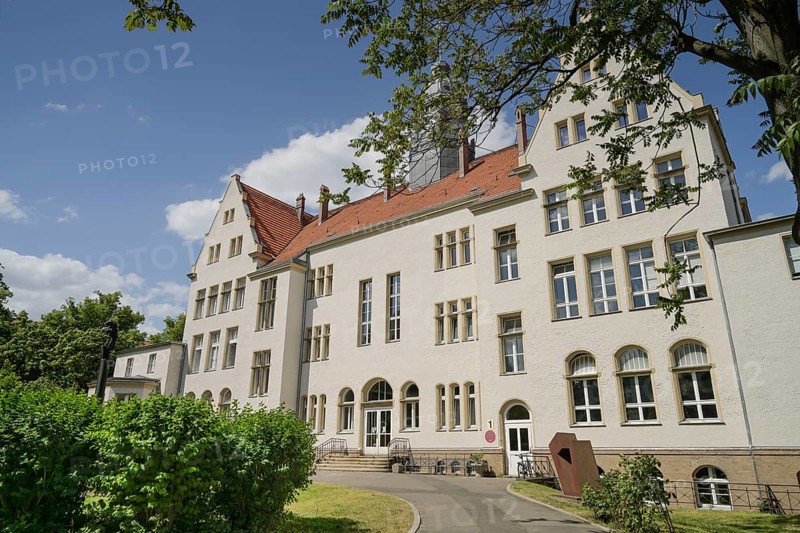 Old building, Vivantes Auguste-Viktoria-Klinkum, Thorwaldsenstraße, Schöneberg, Berlin, Germany, Europe
