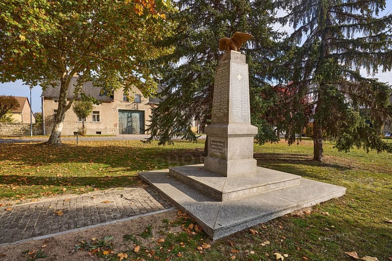 Memorial to the residents who died in the First World War, Möglenz district, Bad Liebenwerda, Elbe-Elster district, Brandenburg, Germany, Europe