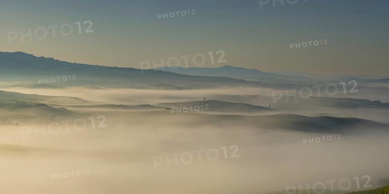 Landscape at sunrise around Volterra, Province of Pisa, Tuscany, Italy, Europe