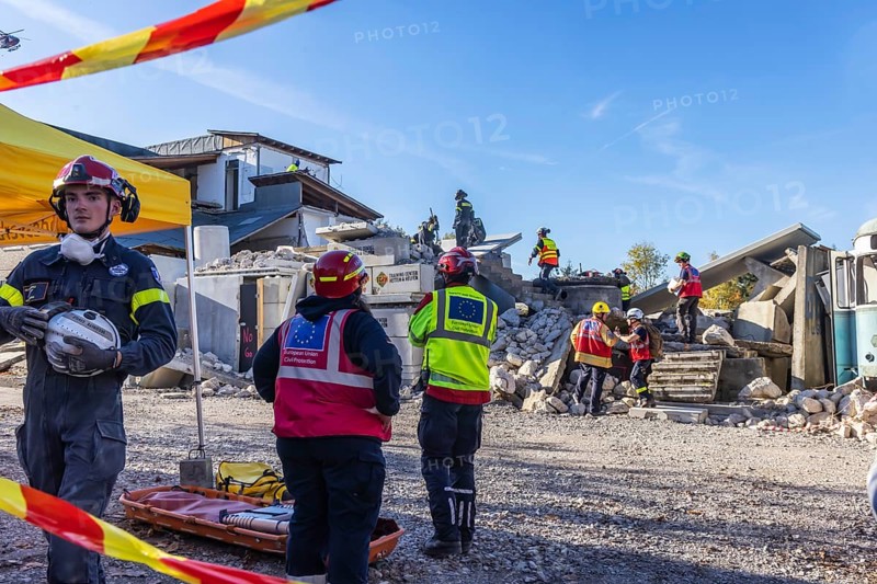 International disaster control exercise Magnitude with more than 1000 rescuers. They are rehearsing an emergency after a fictitious earthquake on the Upper Rhine. The large-scale exercise, co-financed by the European Union, is intended to practise the cooperation of rescue teams from different nations. The focus was on a debris section at the TCRH Training Centre Rescue and Relief in Mosbach, Baden-Württemberg, Germany, Europe