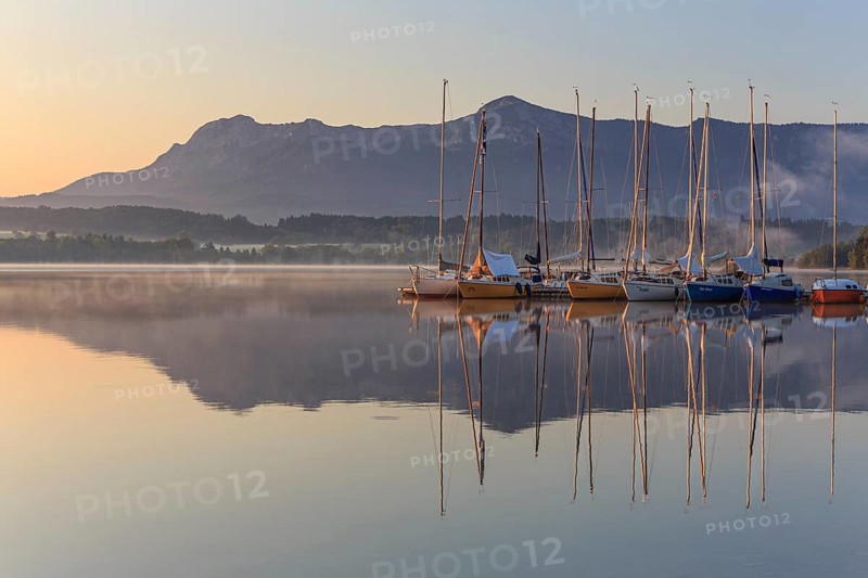Morning light, mountains reflected in lake, summer, sailing boats, silence, tranquillity, Riegsee, Alpine foothills, Bavaria, Germany, Europe