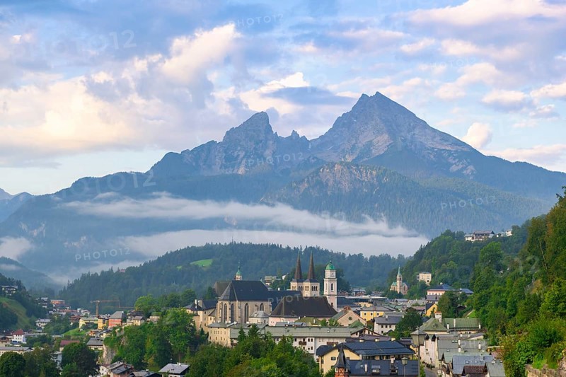 View of the village with parish churches, St Andreas and the collegiate church of St Peter and St John the Baptist, Watzmann, Berchtesgaden, Berchtesgadener Land, Upper Bavaria, Bavaria, Germany, Europe