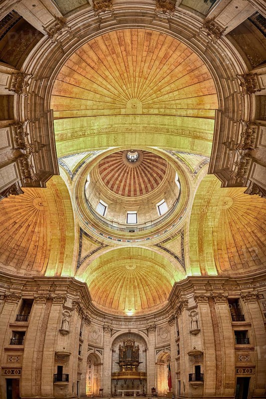 Church of Santa Engracia converted into National Pantheon, Central crossing and naves polychromed marble patterns and pipe organ, Lisbon, Portugal, Europe