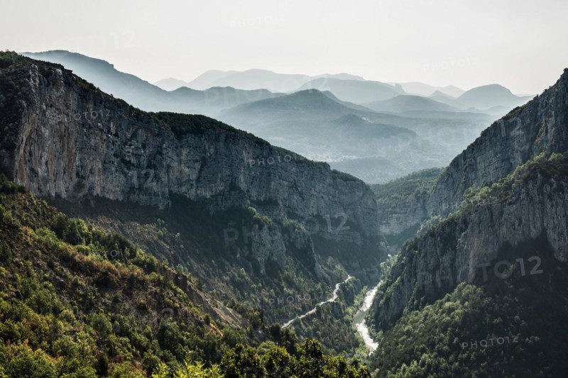 Verdon Gorge, Gorges du Verdon, Verdon Regional nature park Park, Provence, Provence-Alpes-Cote-d'Azur, South of France, France, Europe